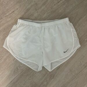 Nike Women's White Athletic Dri-Fit Shorts - L